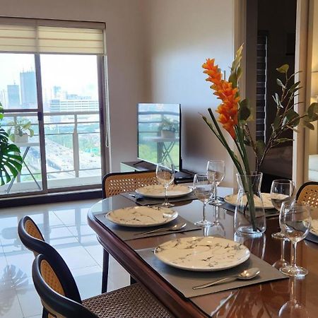 Casa Antonio At Fairway Terraces Family Penthouse 2Br Wi-Fi Nr Golf, Airport, Fort Bgc Манила Екстериор снимка