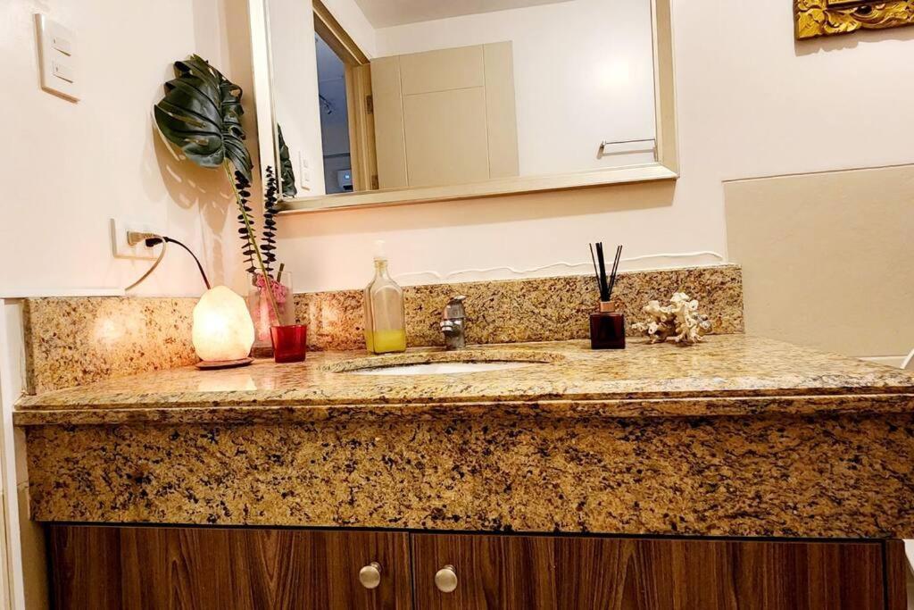 Casa Antonio At Fairway Terraces Family Penthouse 2Br Wi-Fi Nr Golf, Airport, Fort Bgc Манила Екстериор снимка