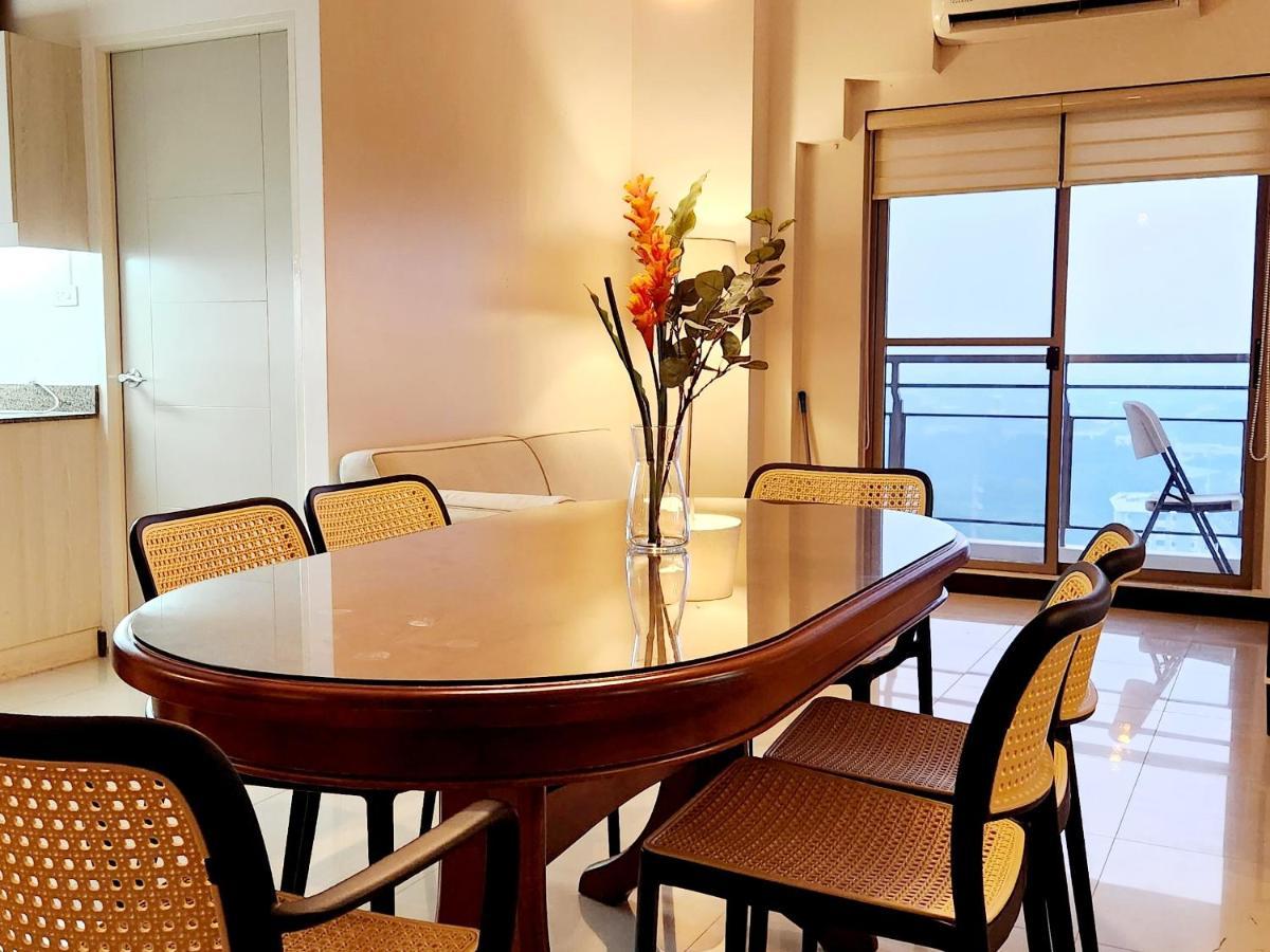 Casa Antonio At Fairway Terraces Family Penthouse 2Br Wi-Fi Nr Golf, Airport, Fort Bgc Манила Екстериор снимка
