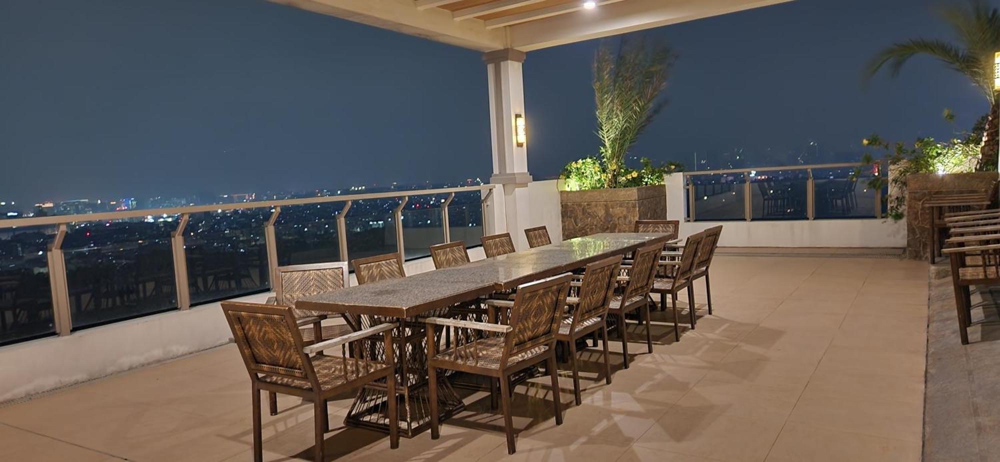 Casa Antonio At Fairway Terraces Family Penthouse 2Br Wi-Fi Nr Golf, Airport, Fort Bgc Манила Екстериор снимка