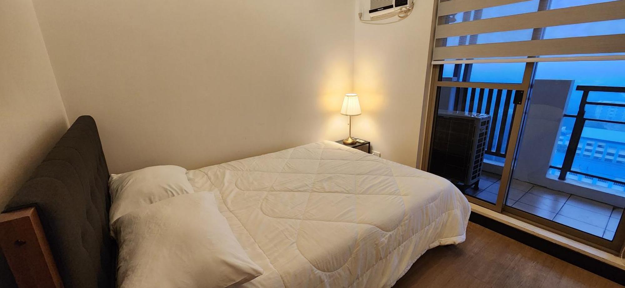 Casa Antonio At Fairway Terraces Family Penthouse 2Br Wi-Fi Nr Golf, Airport, Fort Bgc Манила Екстериор снимка